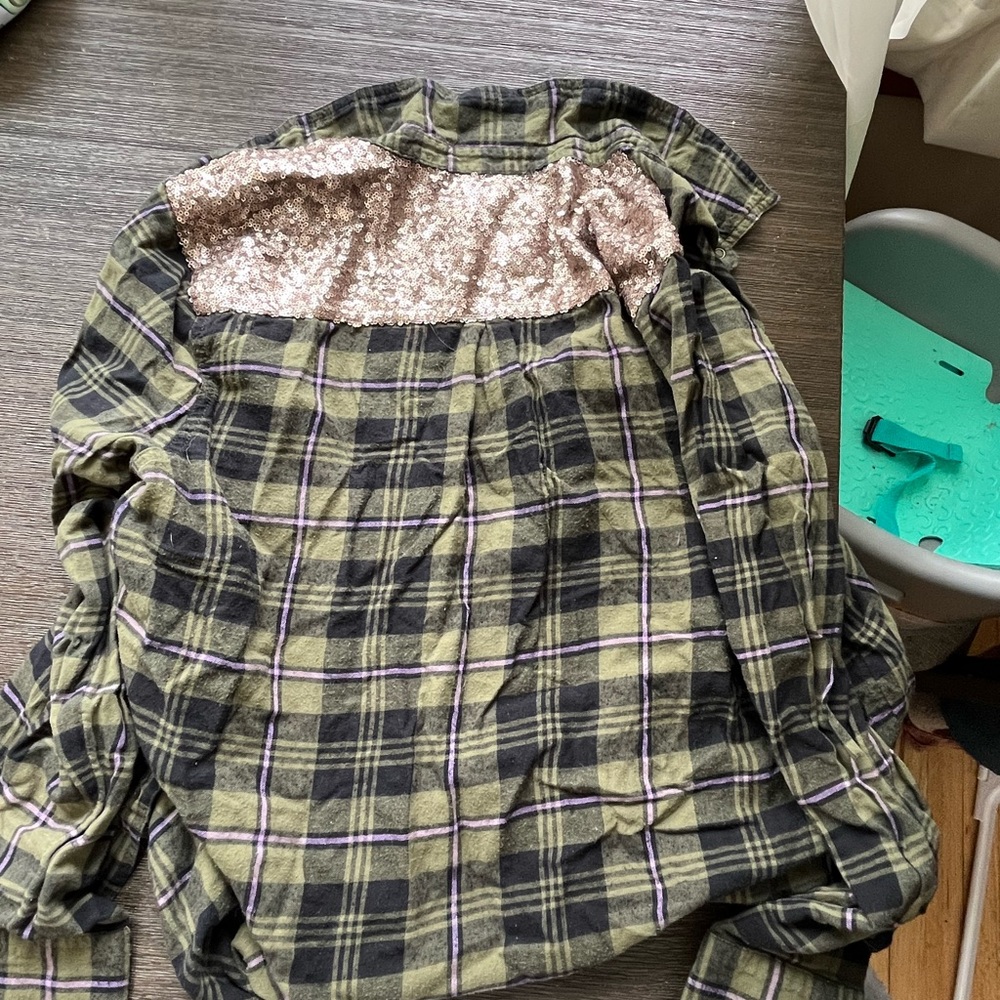 Arizona flannel with cute back detail